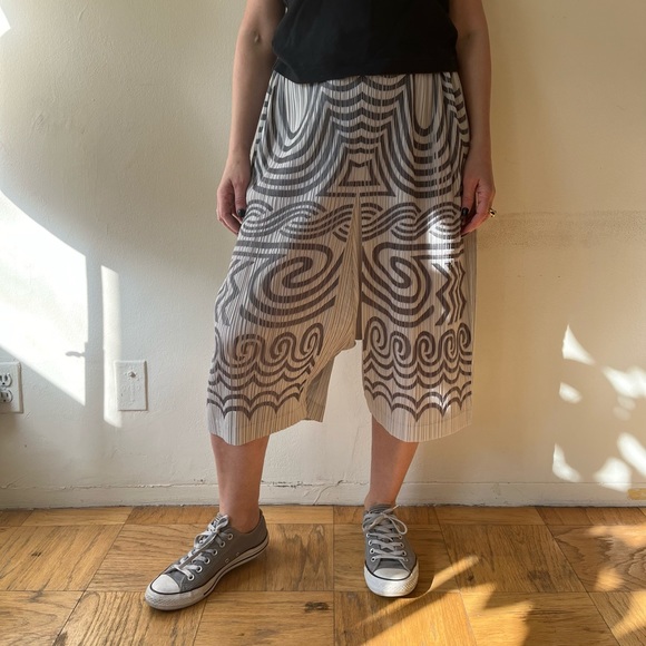 PLEATS PLEASE Issey Myake Graphic Print Pant - Picture 11 of 15
